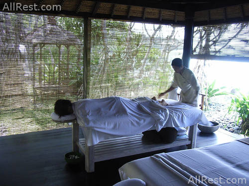 ALiLa Manggis boutique 94